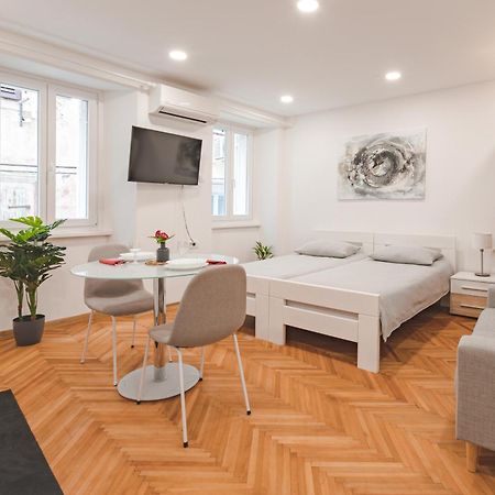 Studio Apartment In The Heart Of Magic Piran Buitenkant foto